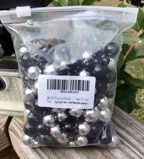 NEW  Sealed 400 PC Black  Silver Vase Filler Beads - No Holes Pearls