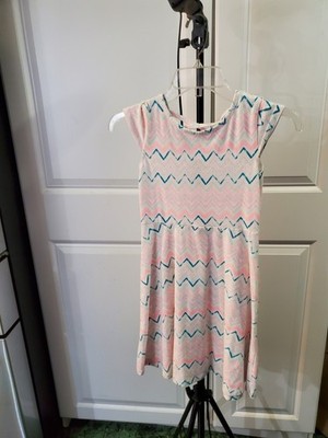 Jumping Beans Girls  All Day Play Dress  Size 8  60 % Cotton 40% Polyester 
