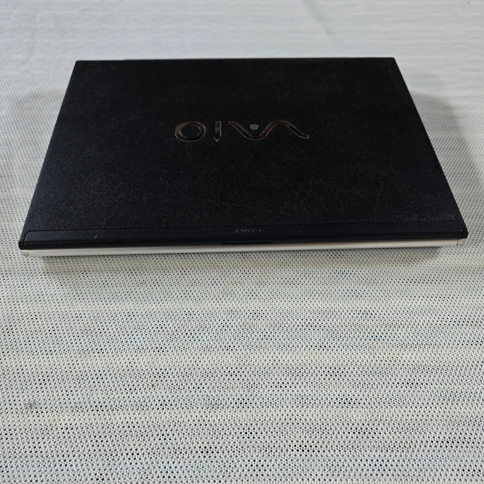 Sony Vaio VGN-SZ61MN,PCG-6S4M,Intel Centrino ,13.3", Windows XP, 120Gb HDD (254) - Image 4 of 4