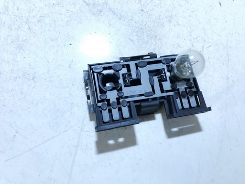 333945259 Lampenträger Rücklicht Rückleuchte innen Heckklappe  DE740801-32