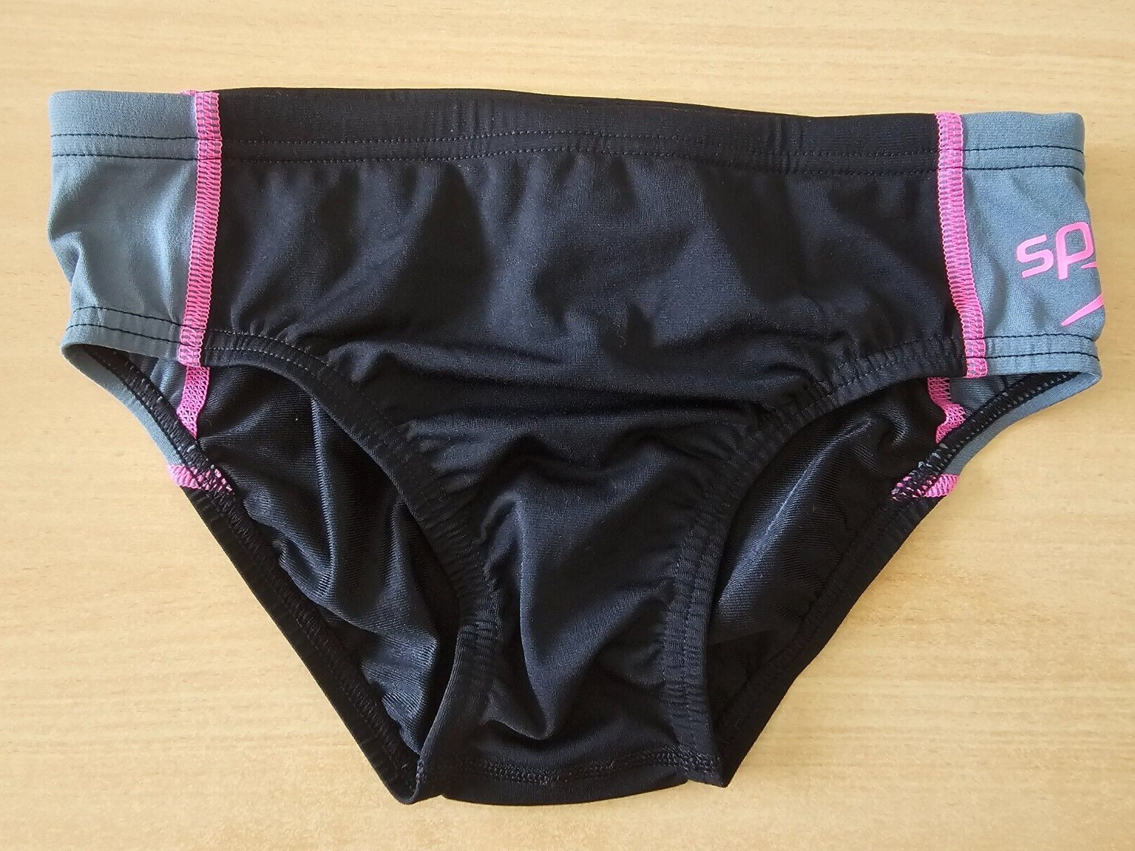 Speedo Boys Kids First Slice Swim Briefs Swimwear size 12 Colour Black Grey image 4