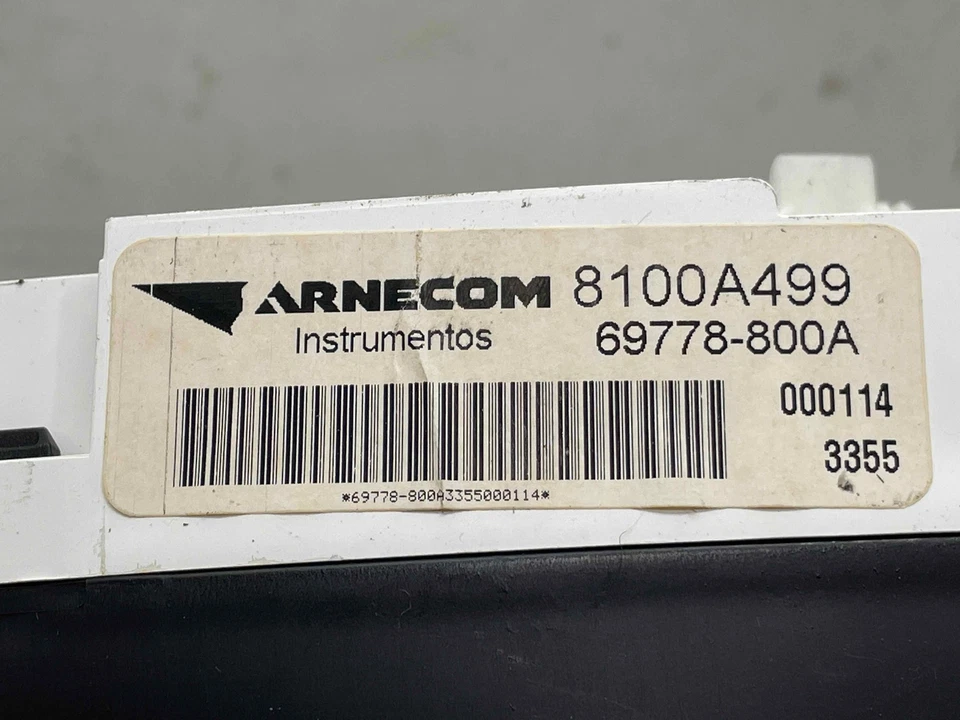 Conjunto de cuadro de instrumentos velocímetro Mitsubishi Endeavor 2006 OEM 8100A499 06 Foto 2 de 4