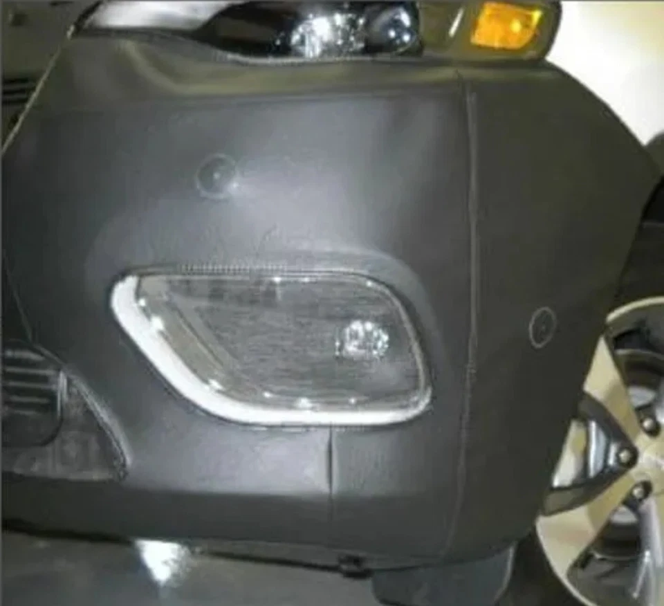 LeBra Custom Front End Cover 551714-01 for 19-22 Jeep Cherokee Trailhawk, Black - Image 3 of 4