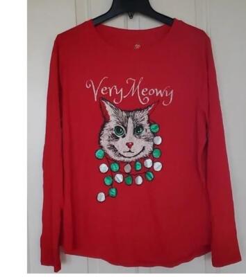 Womens Happy Holidays Very Meowy Merry Christmas T-Shirt Size MED Cat Kitten NWT