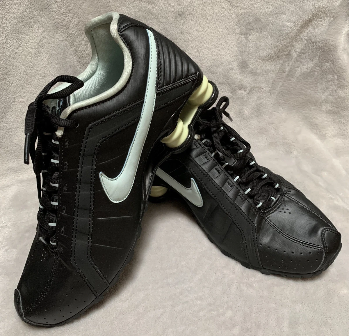 Nike shox jr top