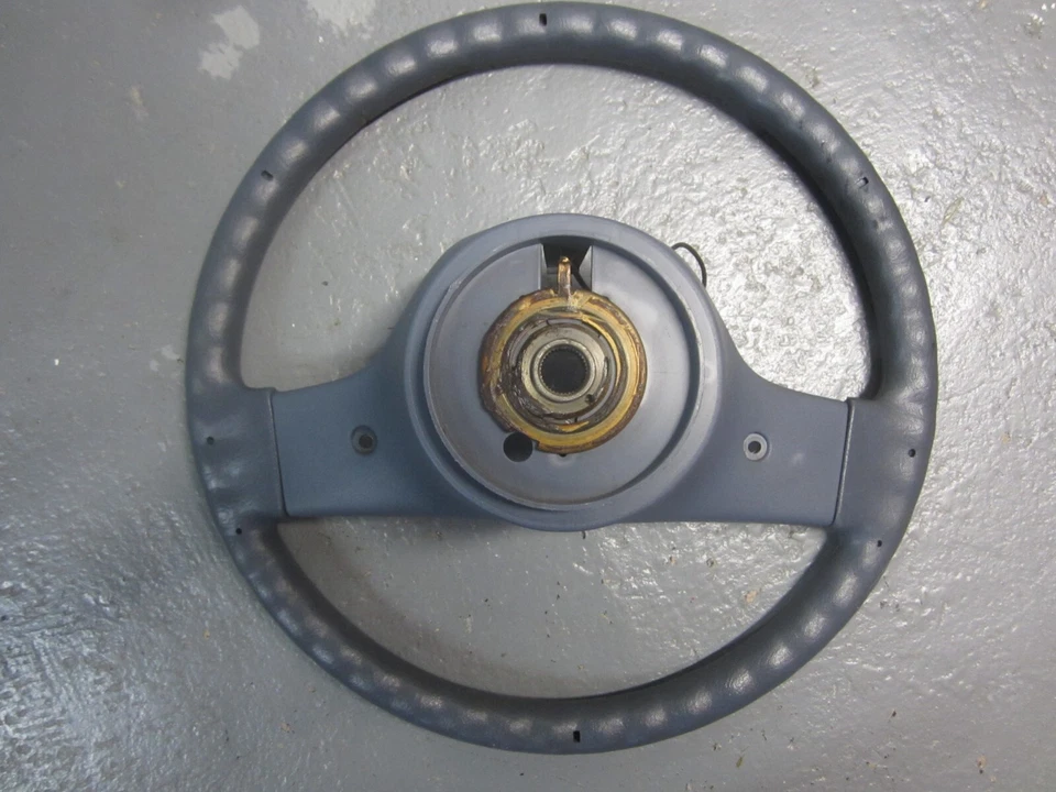 Camión Dodge serie D/W 90-93 Ramcharger volante de 2 radios azul 5274434 Foto 3 de 4