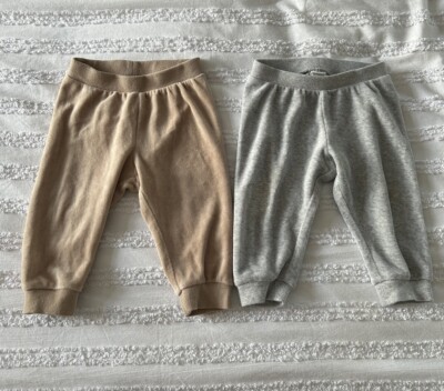 H&M 6-9 Monate Baby Paket 2 weiche Velours Jogginghosen