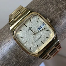 Armitron Men Dress Day Date Gold Tone Expansion Bracelet Quartz Watch 6 1/2"