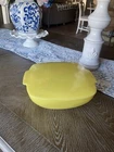 Vtg Pyrex Square Yellow Hostess Bowl with Lid 525-B And 525-C 2.5 Quart