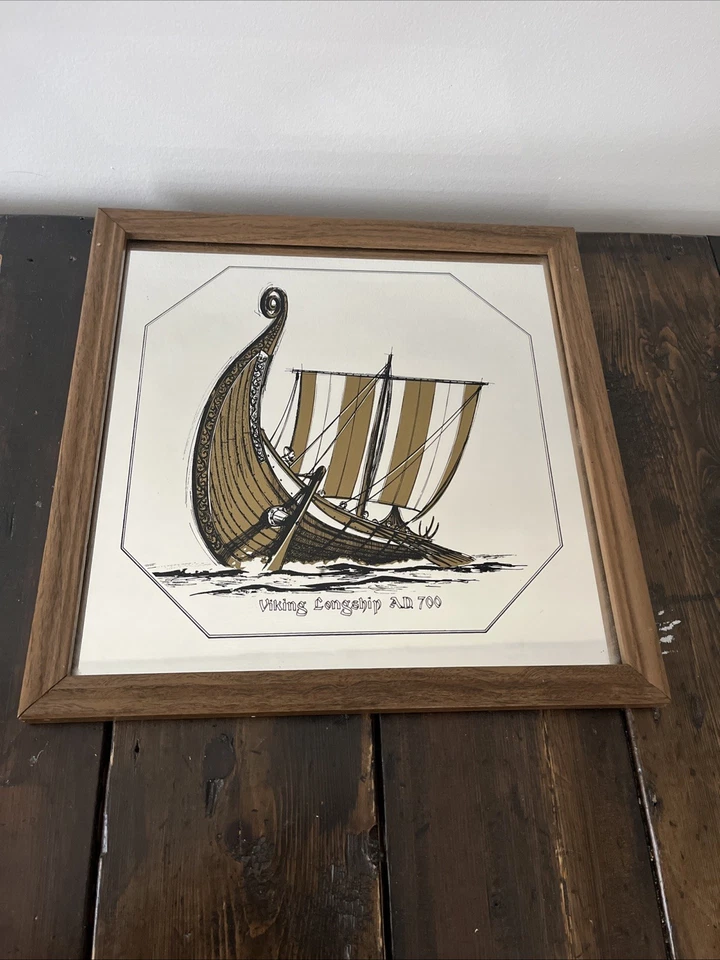 Espejo retroescena vintage Hoyne Industries “Viking Longship AD 700” 13” X 13” Foto 2 de 4