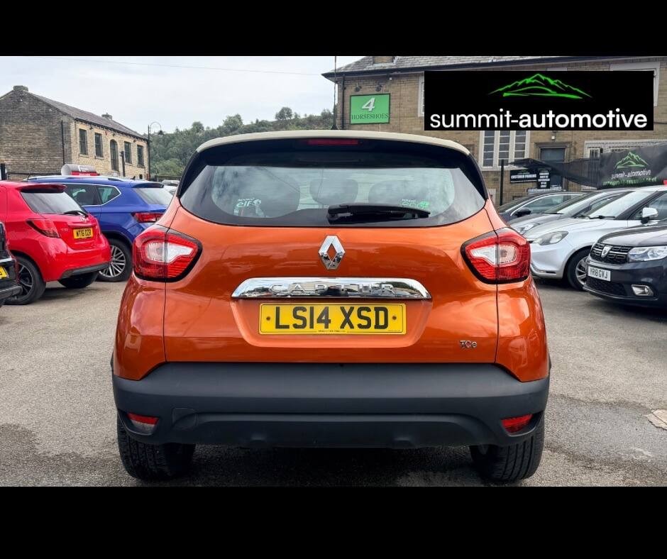 2014 Renault Captur, photograph 9