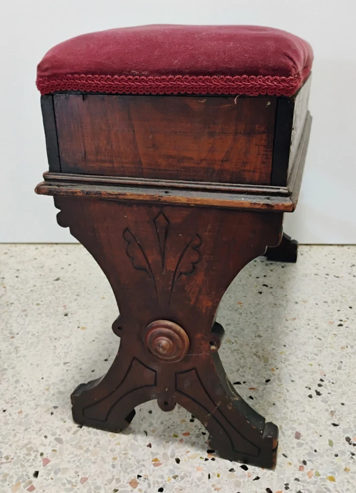 ANTIGUO TABURETE DE BANCO VICTORIANO EASTLAKE TAPIZADO DE MADERA ELEVADOR SUPERIOR ZAPATILLA Foto 3 de 4
