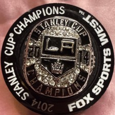 Los Angeles Kings Give Fans Replica Stanley Cup Ring in Stadium Giveaway 4