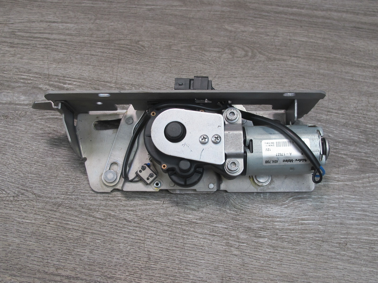 2007-2010 BENTLEY CONTINENTAL GTC CONVERTIBLE REAR TOP ROOF LOCK LATCH MOTOR