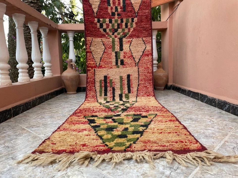 Alfombra geométrica borgoña Boujad marroquí hecha a mano vintage corredor 2'3"x8'3" Foto 3 de 4