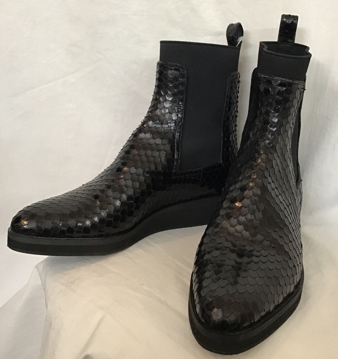 emperio armani Boot Ladies Ankle Snake Skin Wedge Elastic Sides Size 36