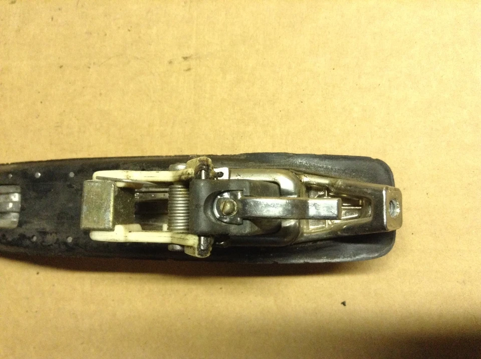 91 90 89 88 87 86 85 84 梅赛德斯 420SEL 560SEL 外门把手拉 M17 — 第 4/4 张图片