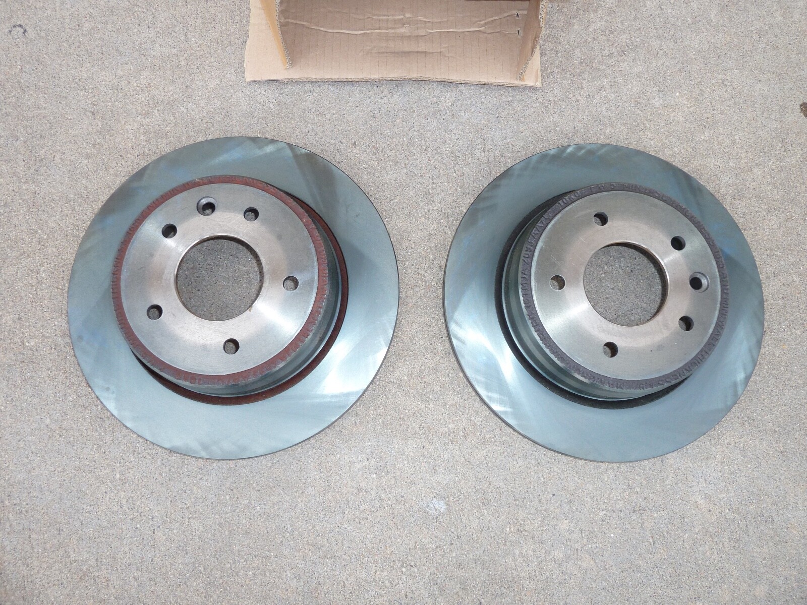 NEW ASTON MARTIN DB7 6 Cylinder GENUINE REAR ROTORS BRAKE DISC 