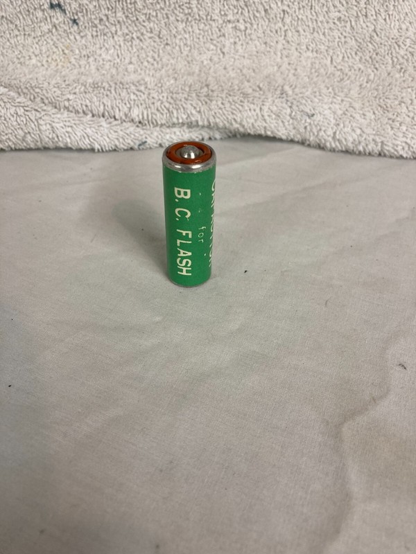 Vintage Photo device batteries ( 2 )