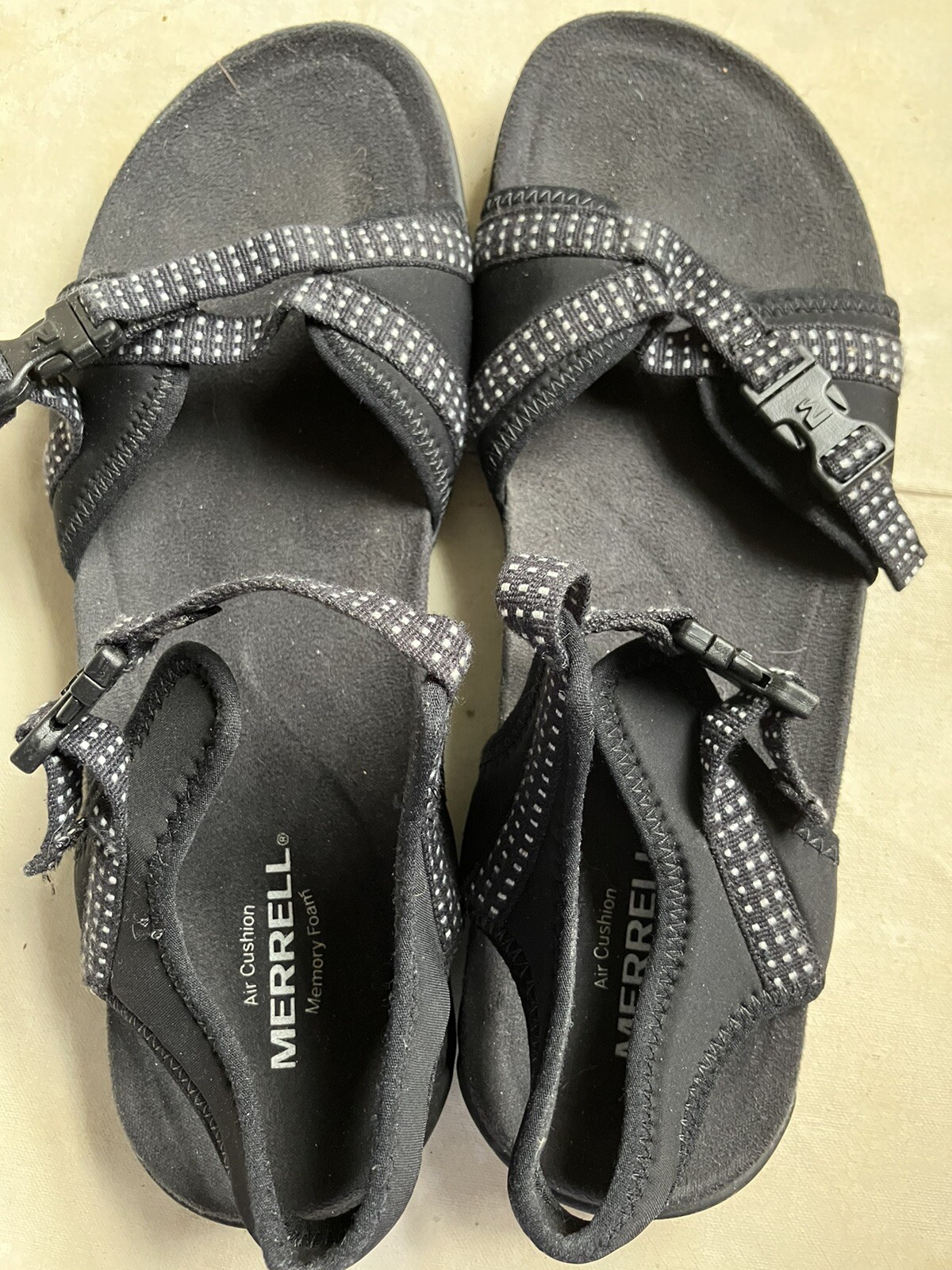 Sandali da donna neri Merrell taglia 9 EU 40 cinturini regolabili in perfette condizioni!