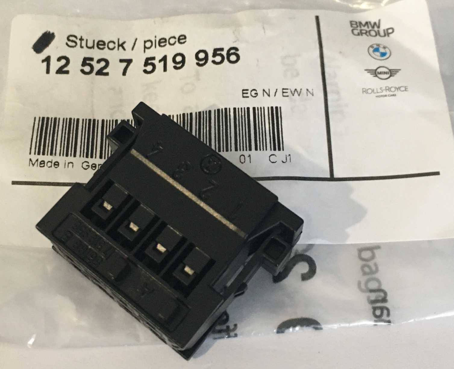 BMW Wiring Cable Plug Terminal Connector Housing 8-Pole Genuine 12527519956