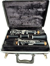 Bundy Student Bb Clarinet   Plastic   Selmer USA   No Cracks   Ready for Service