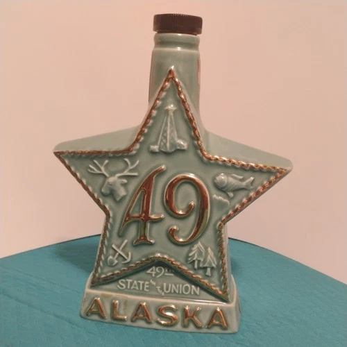 VTG 1958 Jim Beam Decanter Alaska 49th State Star Ceramic Whiskey Bottle Empty