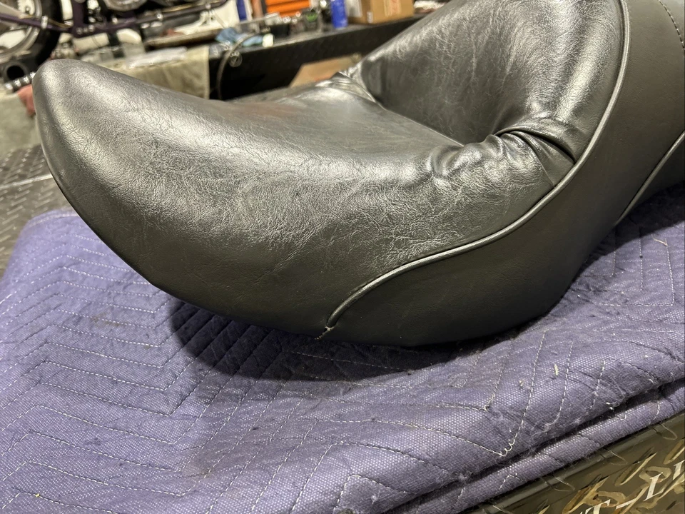 Harley Davidson FXWDG 00-04 asiento de turismo OEM Foto 2 de 4