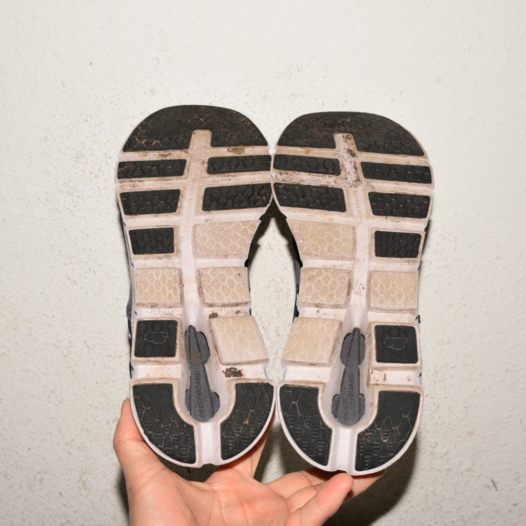 On Running Cloudrunner Eclipse/Black Women US 9 /… - image 16