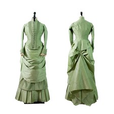 Colonial Georgian Renaissance Gothic Historical Green Dress Renaissance Belle