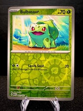 Bulbasaur 001/165 Scarlet Violet 151 Reverse Cosmos Holo Carta Pokémon TCG quasi nuova