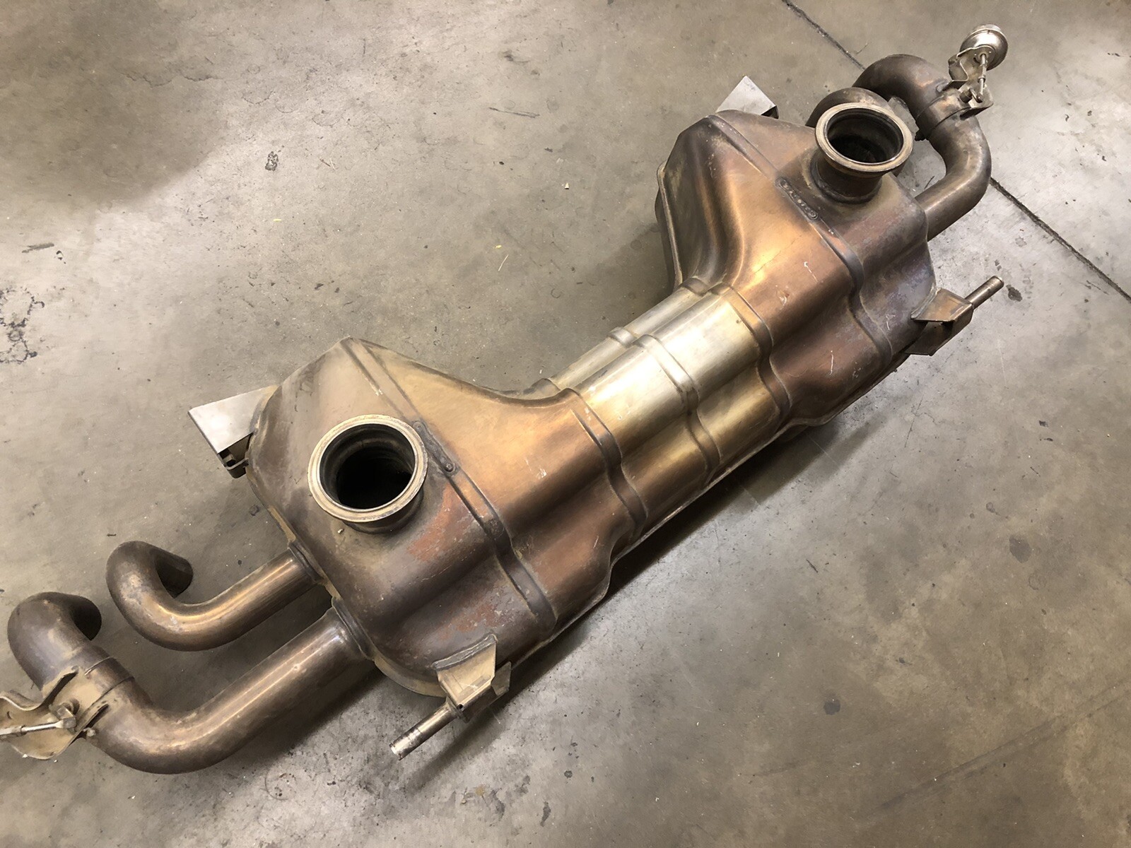 Lamborghini Gallardo LP-560 Exhaust Muffler OEM Free Local Pick Up