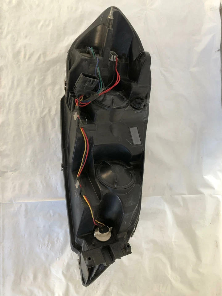 Conjunto de lámpara de luz delantera lado izquierdo Chevrolet Monte Carlo 2006-2007 LH G Foto 4 de 4