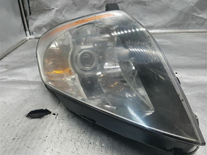 2003 NISSAN 350Z DRIVER LH HEADLIGHT BROKEN TAB OEM