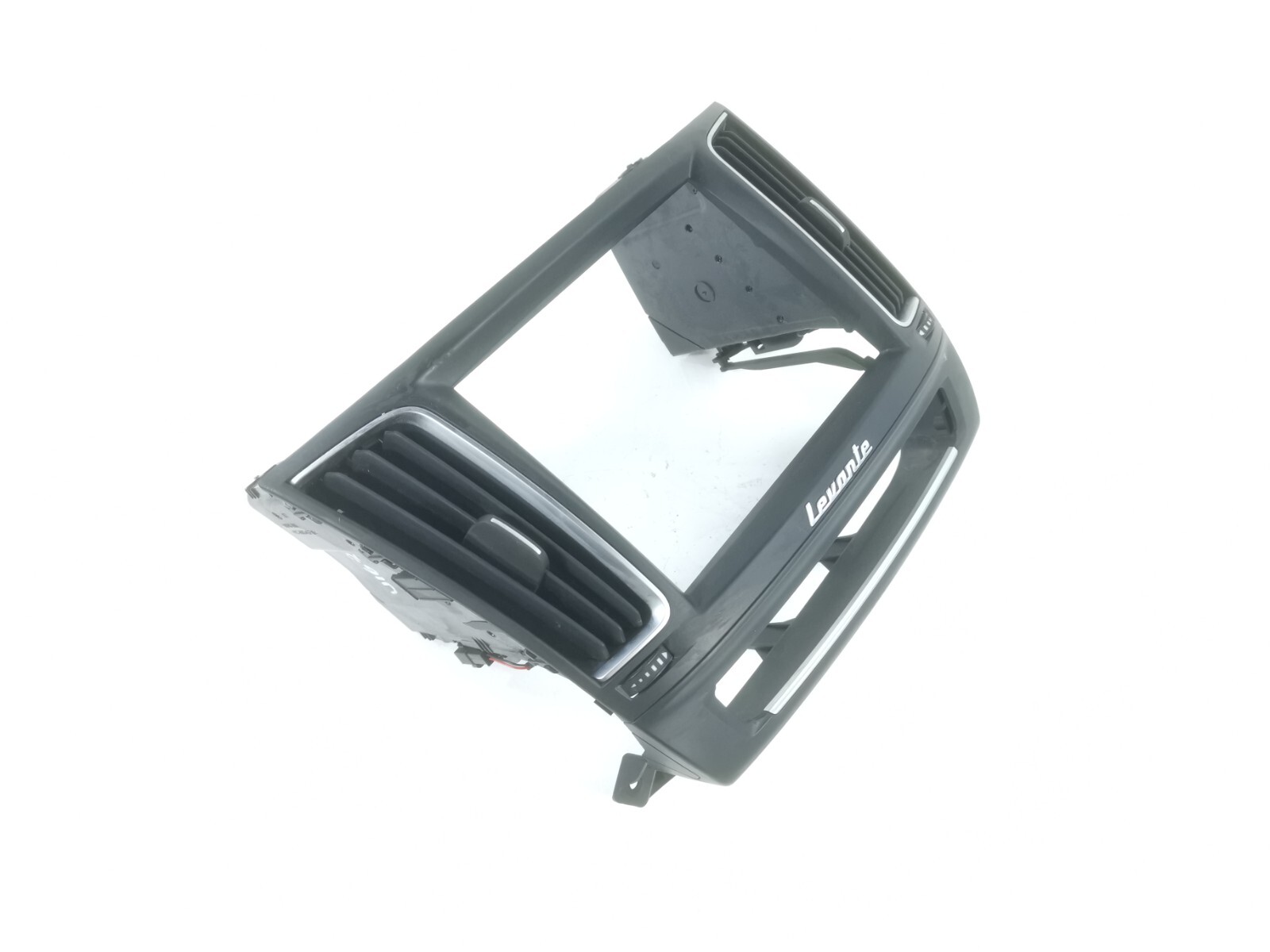 17-20 MASERATI Levante CENTER DASH SCREEN BEZEL AIR VENT 6700749220