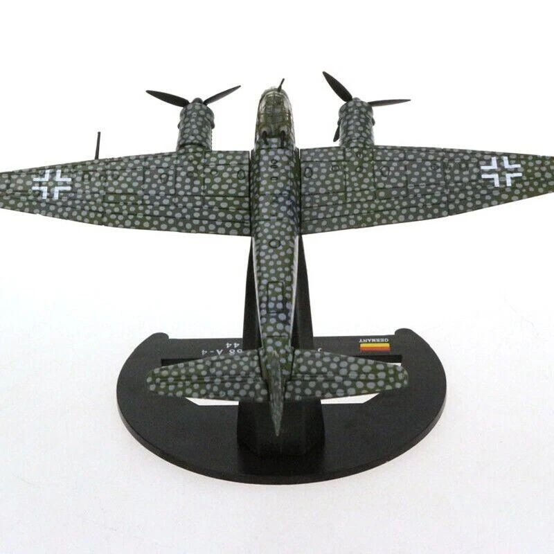 1:144 WWⅡ German Junkers Ju 88 Bomber Aircraft Model Diecast Military Collection - Image 4 of 4