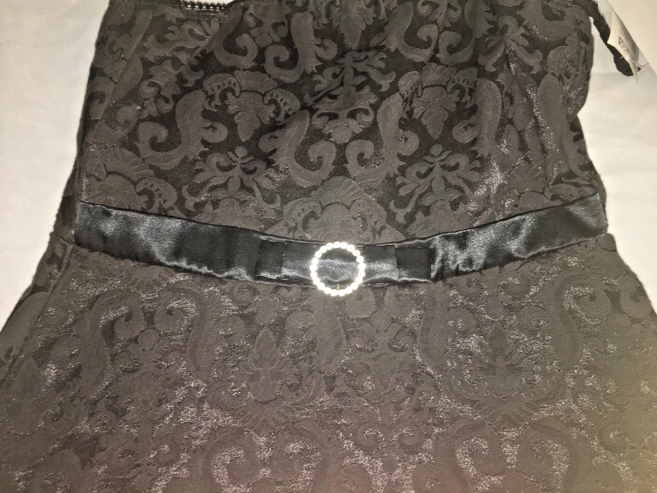 Новый с ярлыками ~ JR/девочка размер 16 ~ официальный коктейльное черное платье ~ U273KM ~ MSRP $68 - Изображение 2 из 4