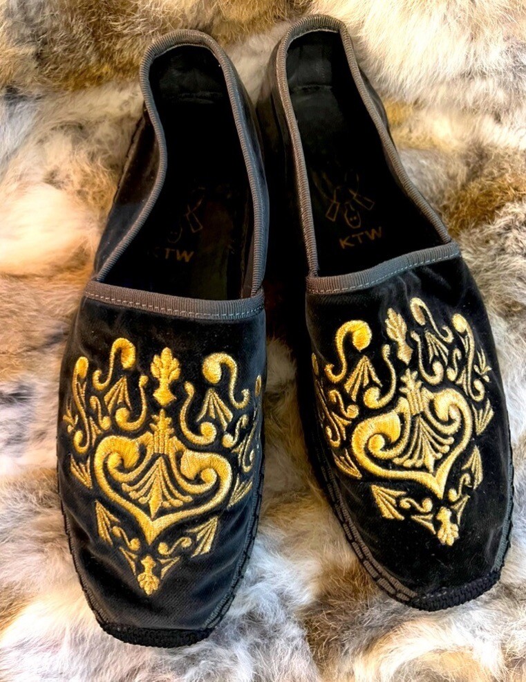 PANTOFOLA D’ORO Pantofole da fumo nuove senza etichette KTW stampa europea velluto taglia 42 scarpe US 10 5