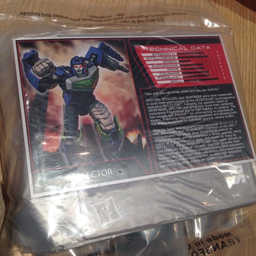 Botcon 2016 Transformers Attendee Exclusive Figure Reflector 3 Pack - Picture 2 of 2