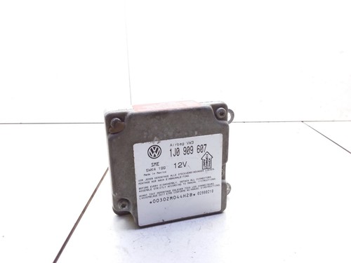 VW PASSAT B5 Airbag Steuergerät 1j0909607 5wk4199 1.90 Diesel 85kw 1999 17810698