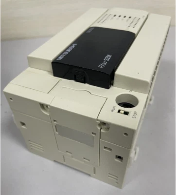 Mitsubishi FX3U-32MR/ES-A PLC One New FX3U32MR/ESA Expedited