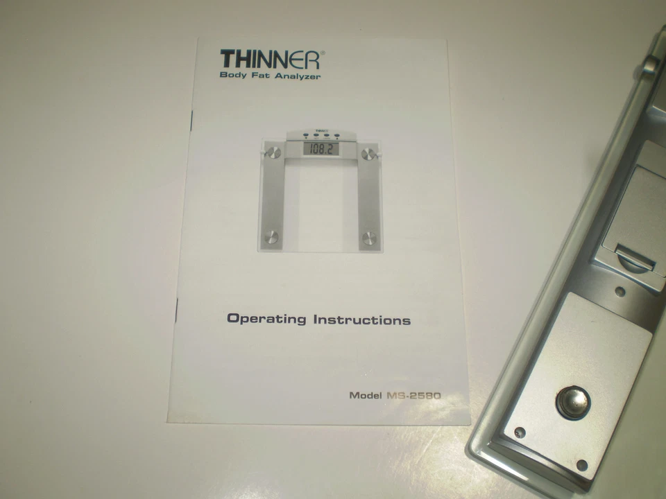 Dos básculas de baño digitales (analizador de grasa corporal más delgado y Conair) Foto 4 de 4