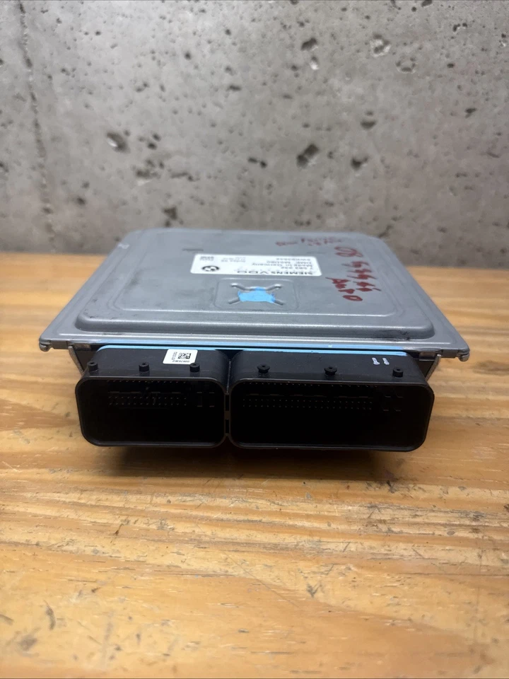 BMW 335xi 535 535xi E60 E61  7583332 7 583 332 5WK93642 DMEMSD80 DME MSD80 ECU - Image 2 of 4