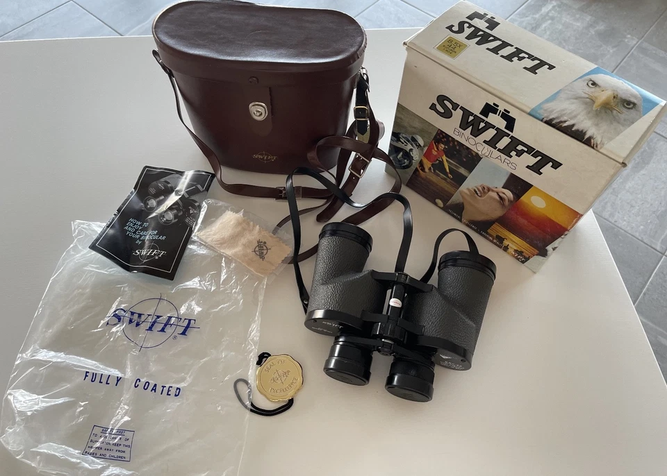 1982 Swift Audubon Model 804 Binoculars EXTRA WIDE ANGLE, 8.5x44. NICE & RARE - Image 2 of 4