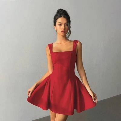 Red A-line sleeveless dress with square neck high waist and open back - Image 1 of 4
