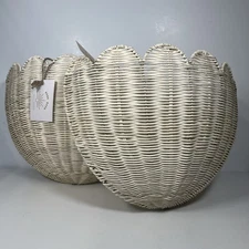 Lola Scalloped Set of 2 Wicker Wall Baskets Handmade Storage/Decor By Bebe Bask