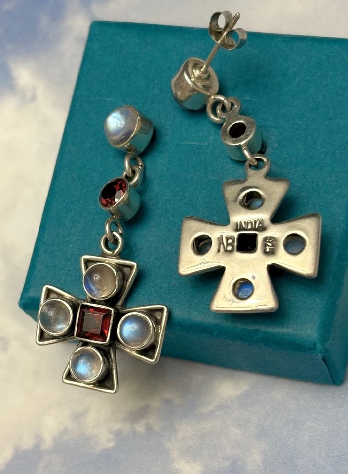 Pendientes Nicky Butler NB Plata Esterlina Piedra Lunar Azul y Granate CRUZ 925 Foto 2 de 3