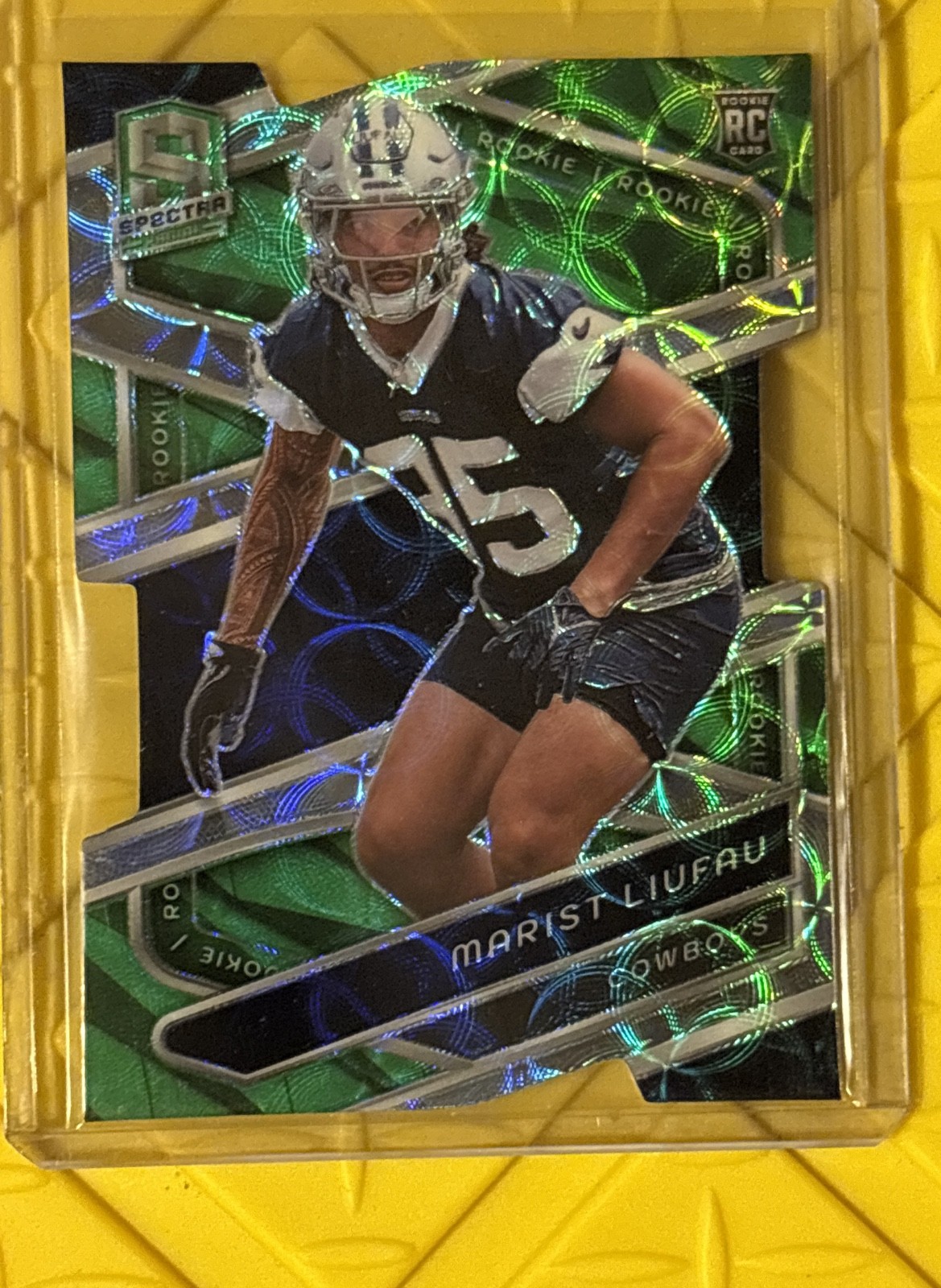 Marist Liufau Panini Spectra #189 Neon Green Die Cut