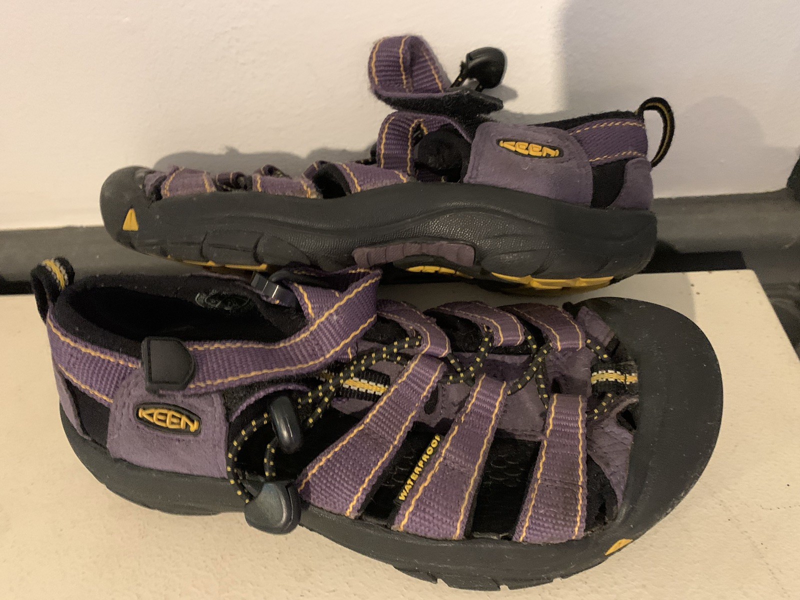 Sandali Keen viola da bambina escursionismo trail acqua scarpe comode taglia 2 giovani