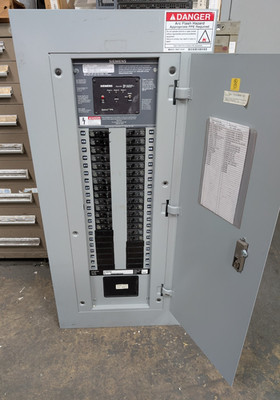   SIEMENS 250 AMPS MAIN LUG PANELBOARD 600Y/347V 3Ø 4W 42 CIRCUIT S1C42ML250CBS